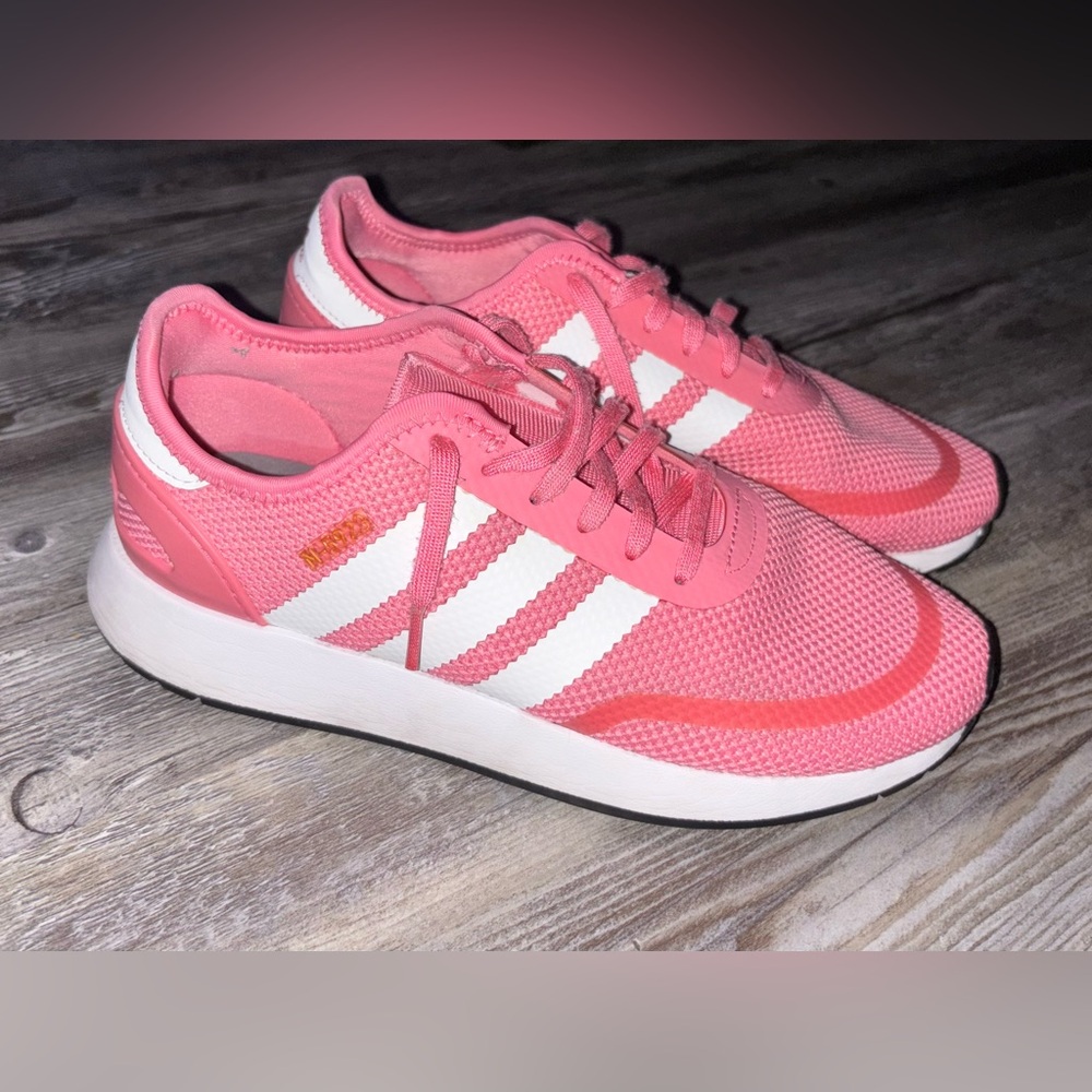 Women’s Adidas Pink (Size 8)
